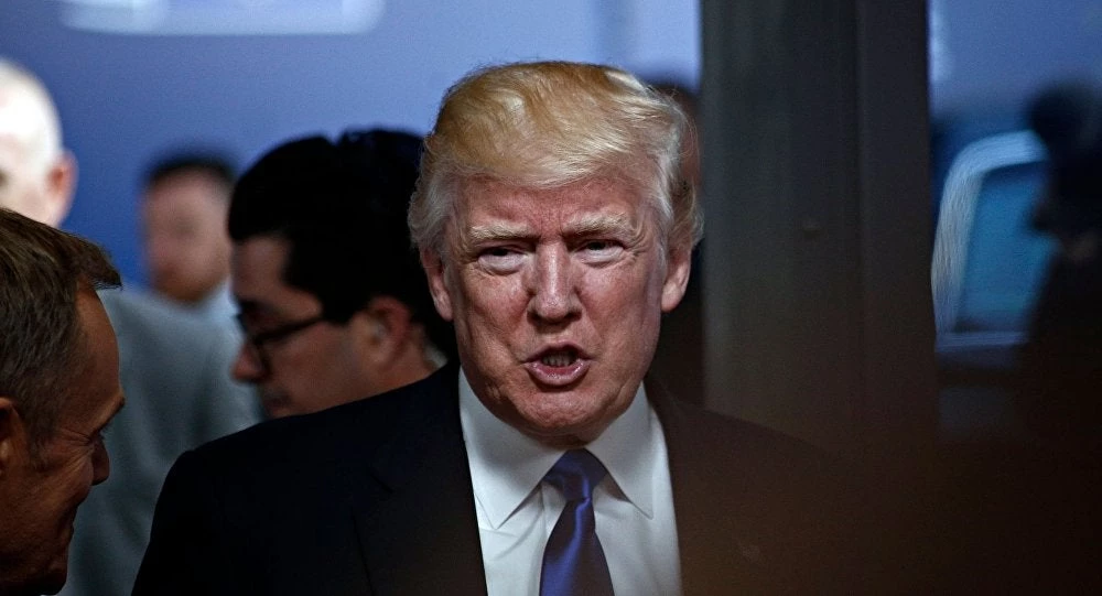 «Πράσινο φως» για θανάσιμη ισχύ εναντίον των μεταναστών έδωσε ο Τραμπ στον στρατό